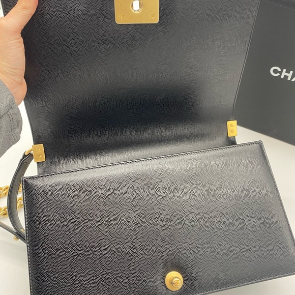 ❌❌sold❌❌Chanel New Medium Boy Flap Bag - Picture 11 of 15